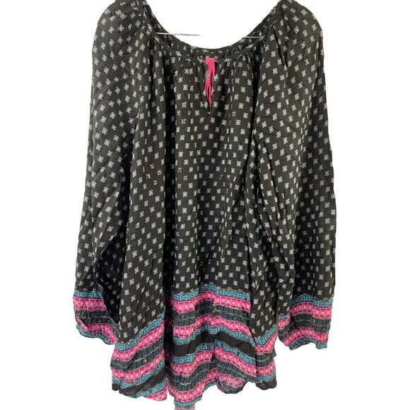 Chelsea & Theodore Tops - Chelsea & Theodore Women's Top